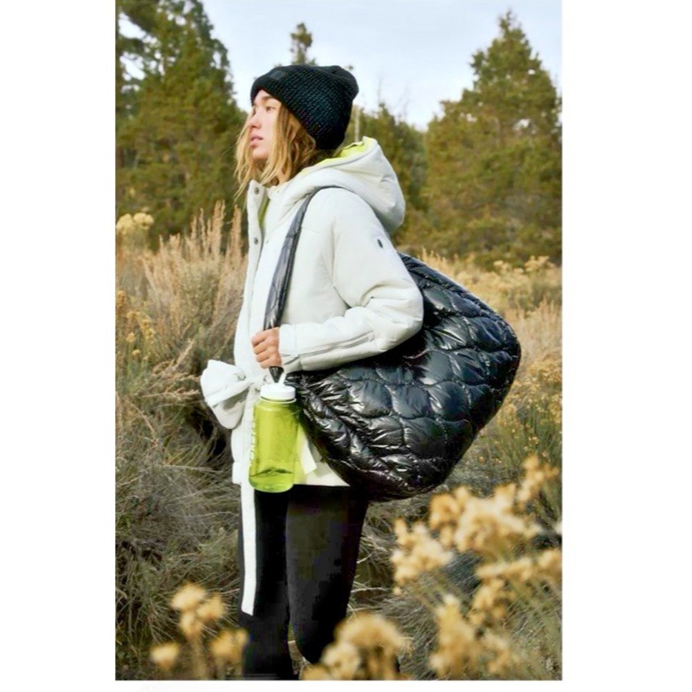 Stylish Black Quilted Women's Bag